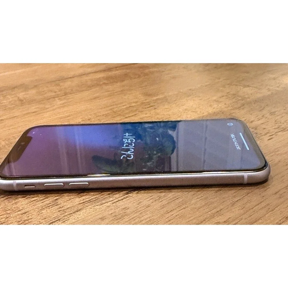 Iphone 11 64 Gb Unlocked Purple MH8H3LL/A Excellent Condition 95% Battery Health